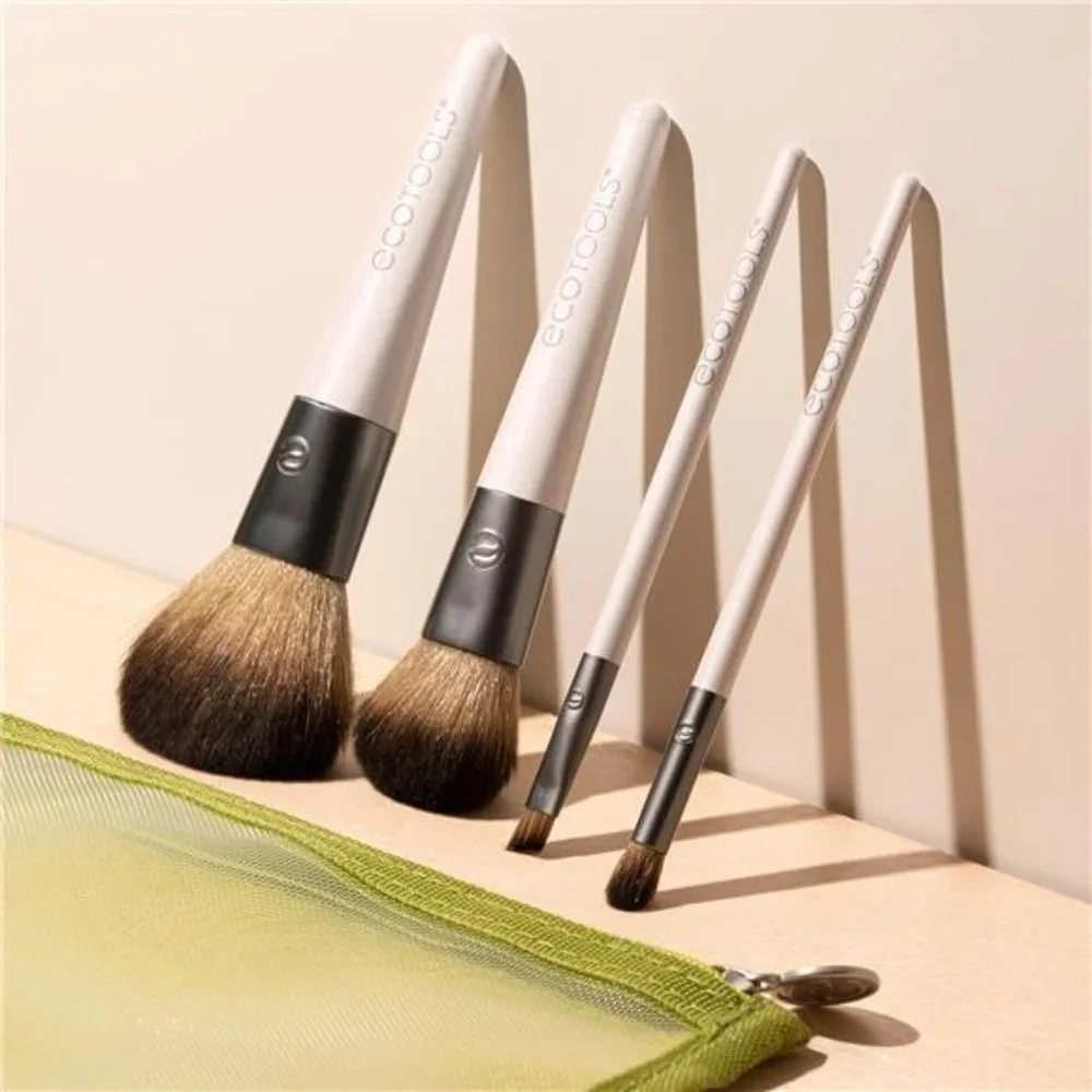 EcoTools On-The-Go Makeup Brush Kit, Travel-Friendly Brush Set